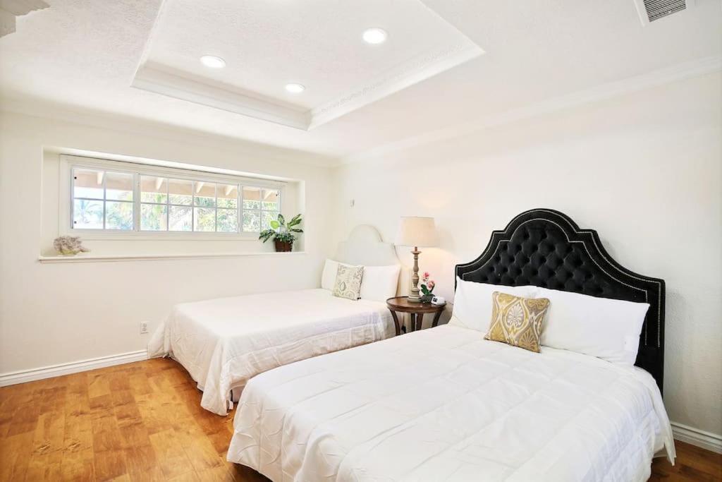 5 Rooms Villa Near Disneyland, Golf Course And Trial To Beach Санта-Ана Экстерьер фото
